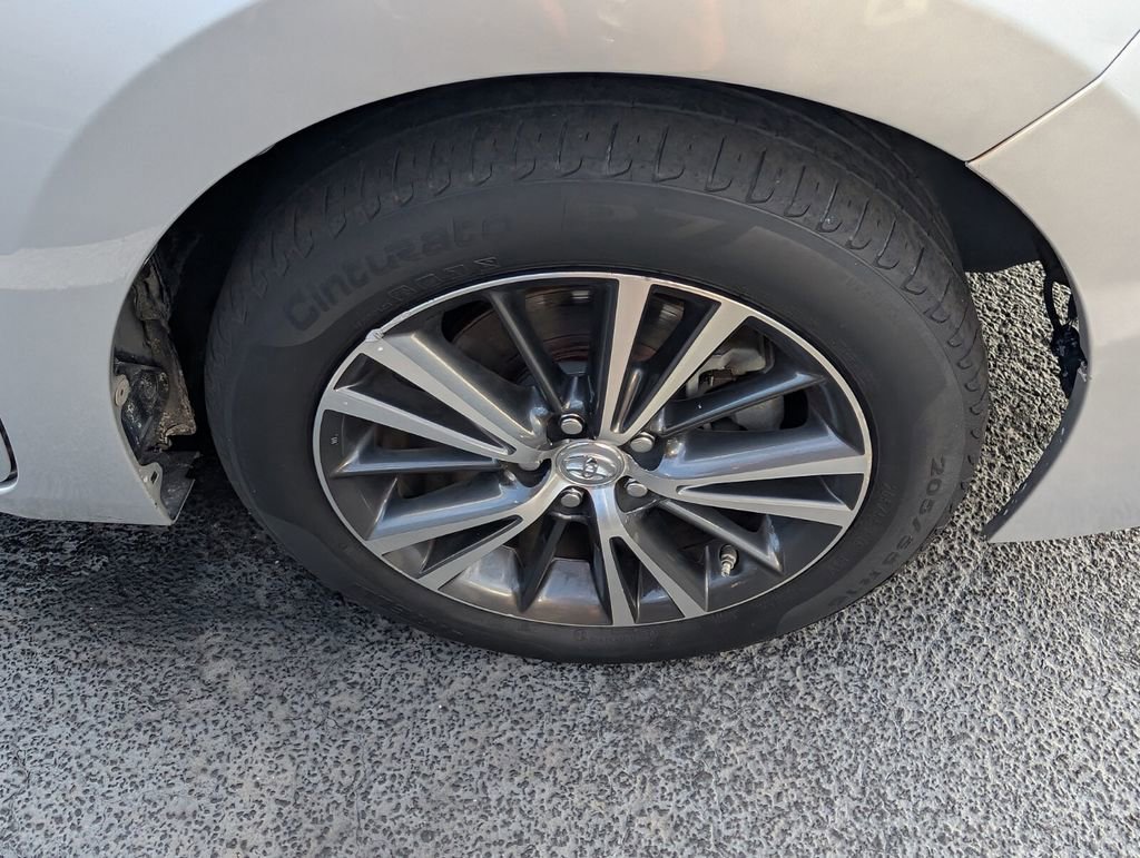 Used 2017 Toyota Corolla L image 15