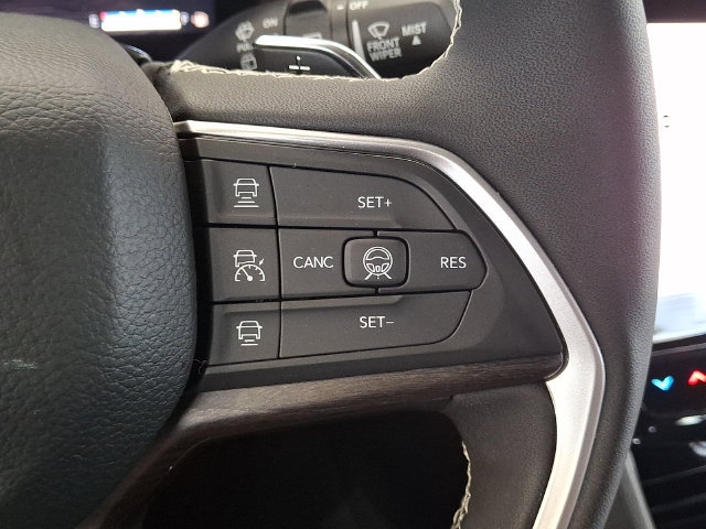 New 2026 Jeep Grand Cherokee Altitude AWD/4WD image 18