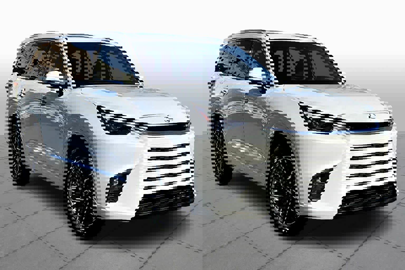 New 2026 Lexus TX 350 AWD image 2