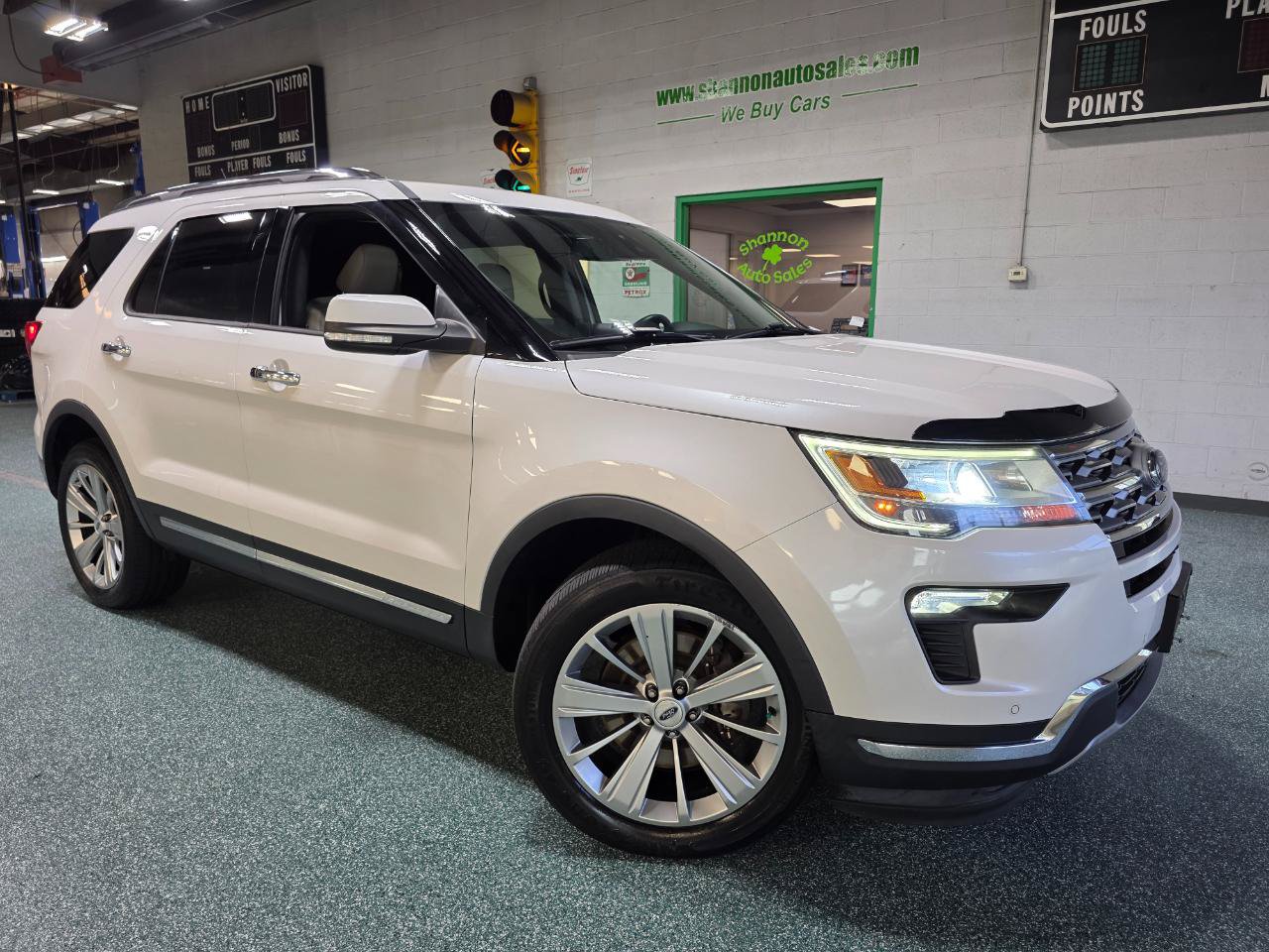 Used 2019 Ford Explorer Limited w/ Ford Safe & Smart Package AWD/4WD image 14