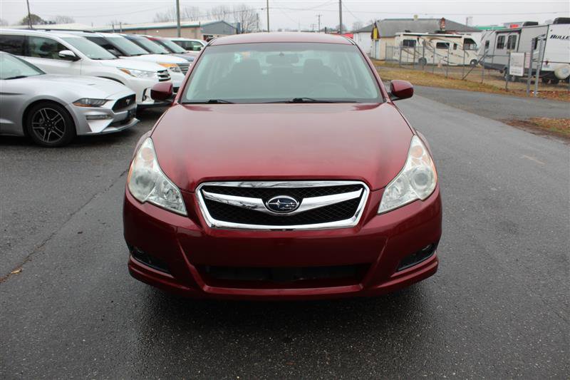 Used 2010 Subaru Legacy 2.5i Premium AWD/4WD image 2