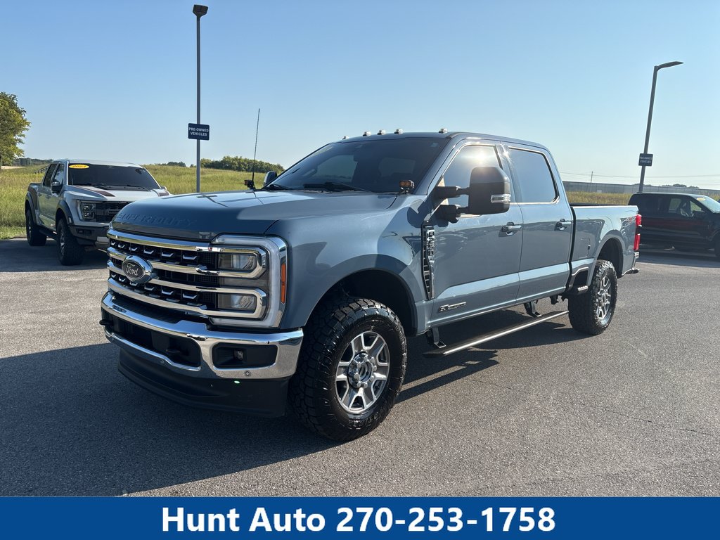 Used 2023 Ford F250 Lariat w/ Lariat Ultimate Package AWD/4WD image 1