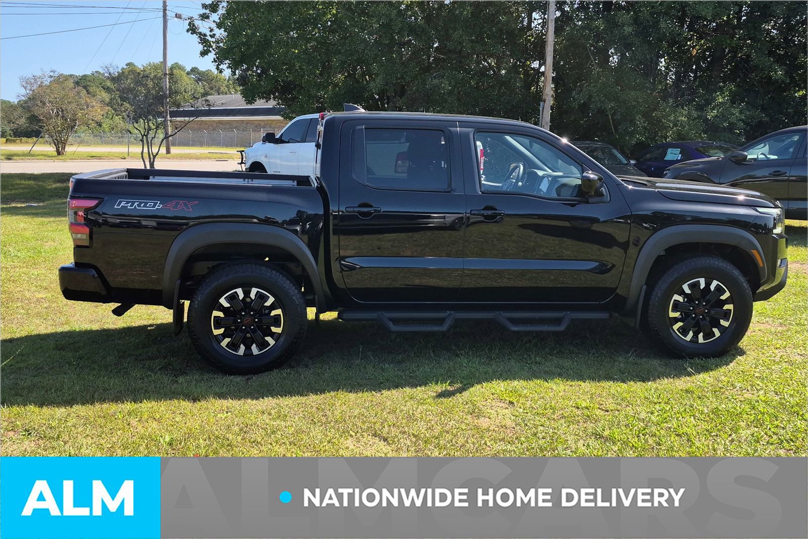 Used 2023 Nissan Frontier PRO-4X w/ Pro Convenience Package image 5