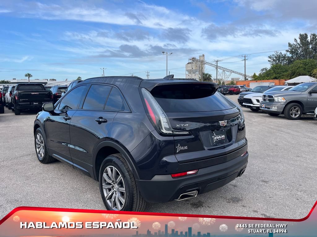 Used 2023 Cadillac XT4 Sport w/ Enhanced Visibility Package image 5