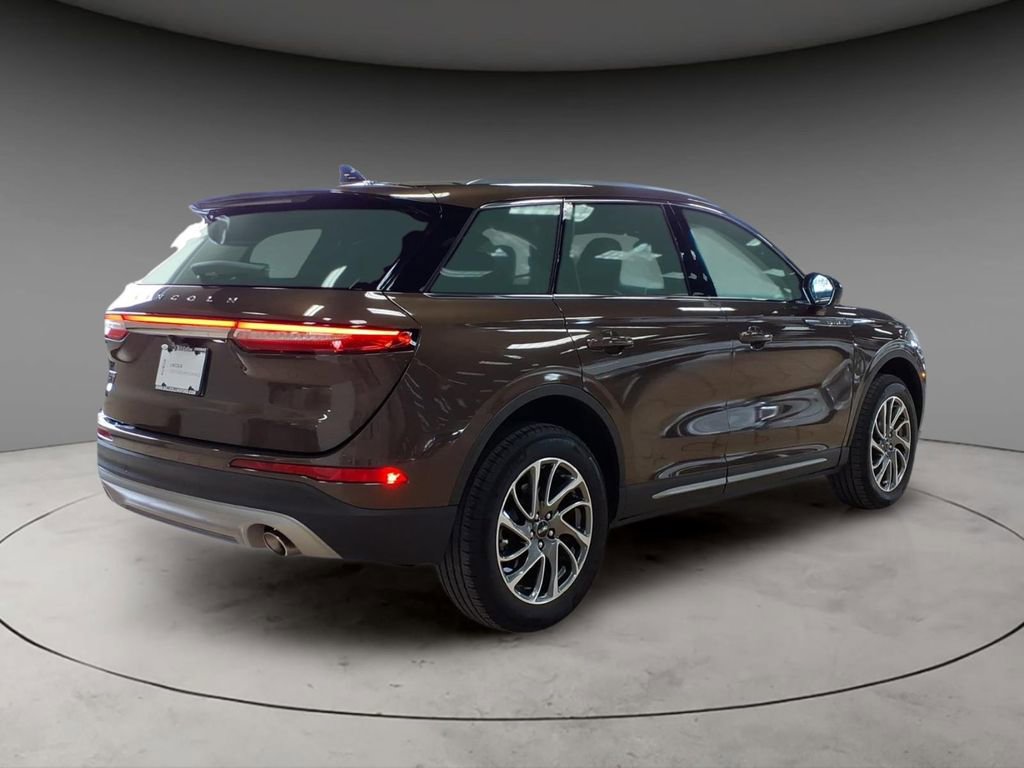 Certified 2022 Lincoln Corsair FWD image 8