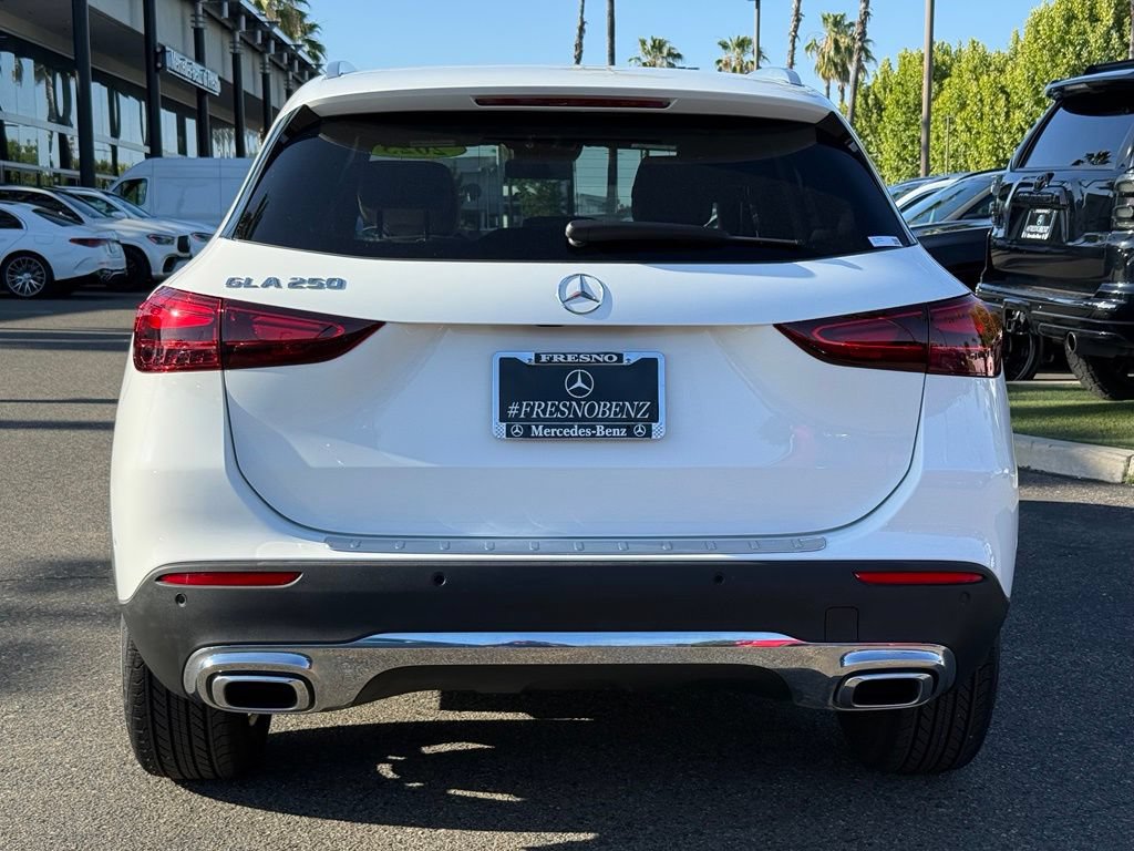 Certified 2025 Mercedes-Benz GLA 250 image 8