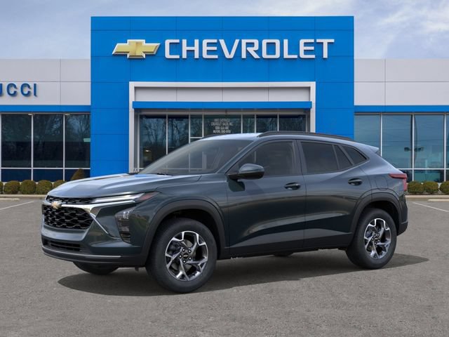 New 2026 Chevrolet Trax LT w/ LT Convenience Package FWD image 2