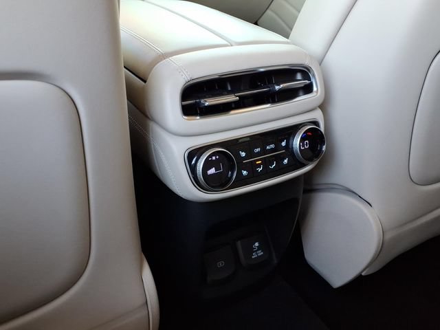 Used 2024 Genesis GV80 3.5T w/ Prestige Package AWD/4WD image 19
