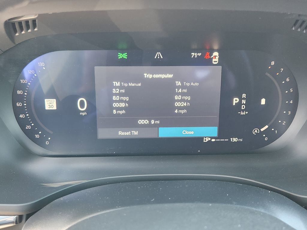 New 2026 Volvo XC60 B5 Plus w/ Protection Package Premier image 7