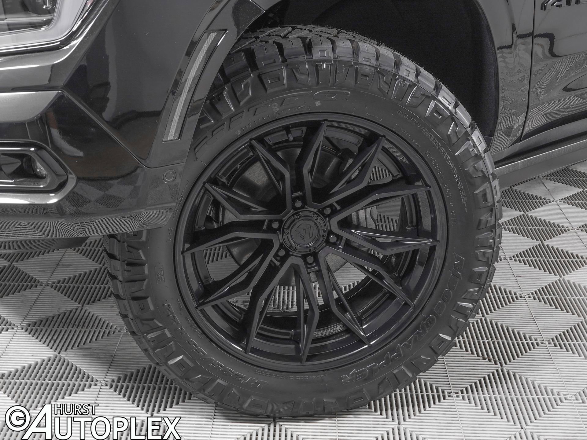 Used 2026 GMC Yukon AT4 Ultimate w/ LPO, Floor Liner Package image 35