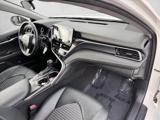 Used 2024 Toyota Camry SE image 20