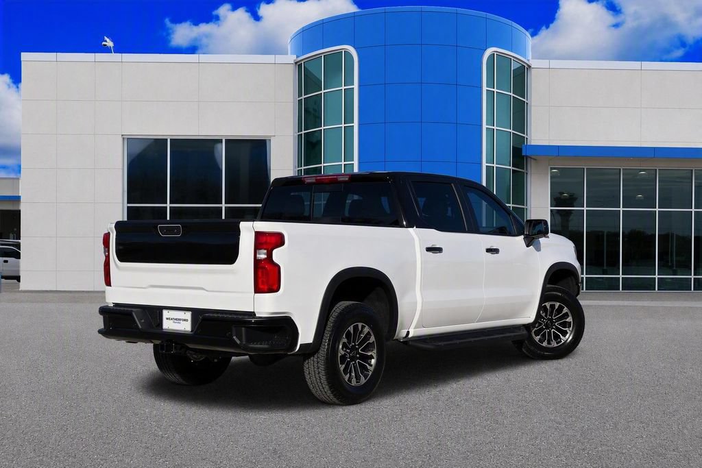 Used 2025 Chevrolet Silverado 1500 ZR2 w/ Technology Package AWD/4WD image 7