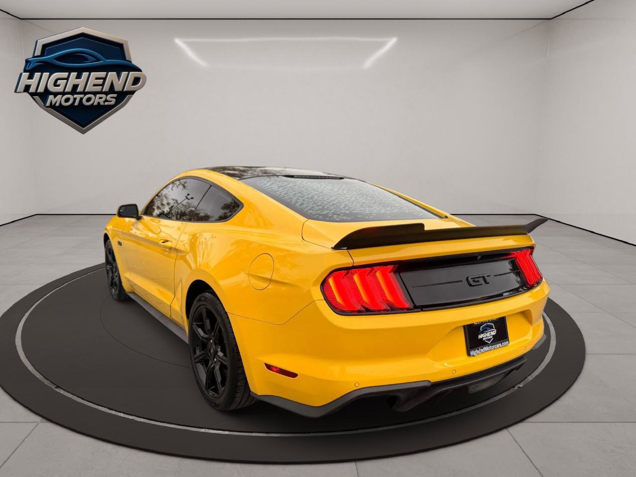 Used 2018 Ford Mustang GT w/ Black Accent Pkg image 5