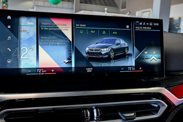 Used 2023 BMW 330i xDrive Sedan w/ M Sport Package image 40