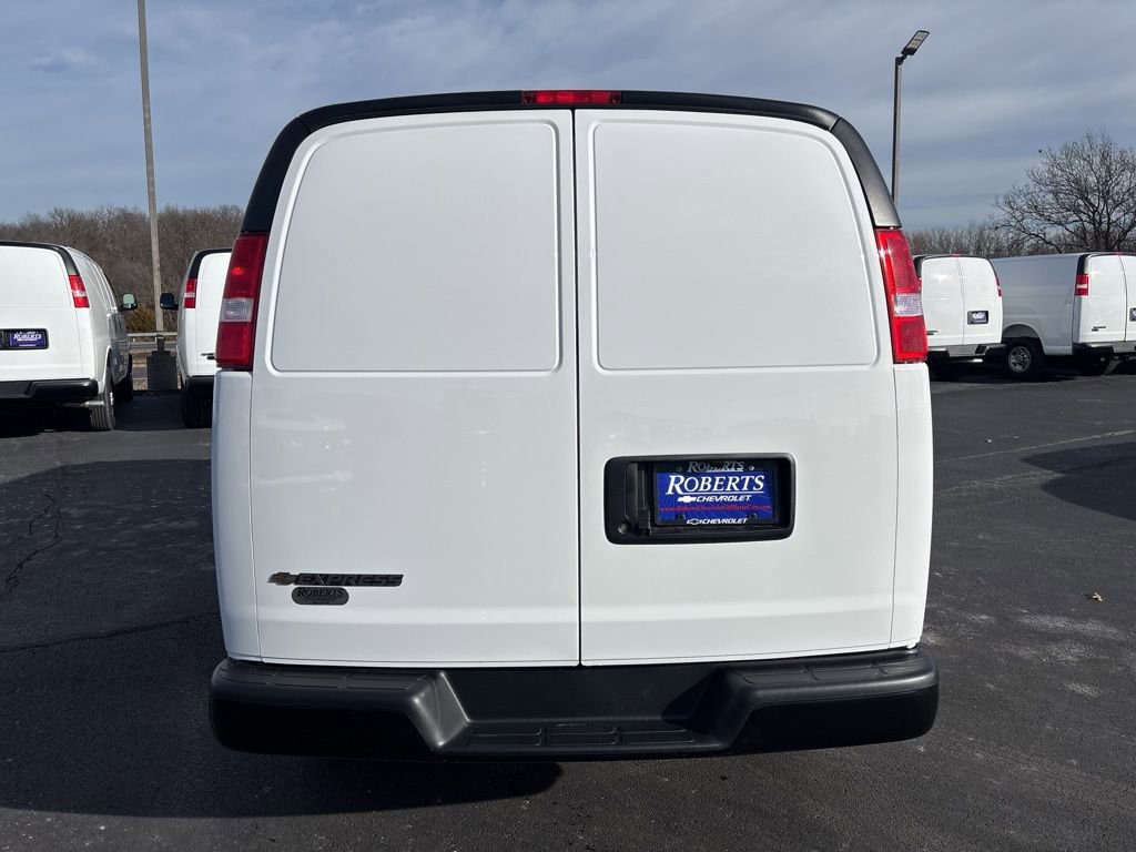 New 2025 Chevrolet Express 2500 w/ Driver Convenience Package RWD image 4