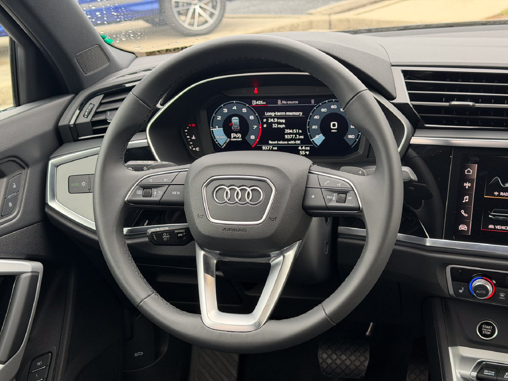 Certified 2025 Audi Q3 2.0T Premium w/ Convenience Package AWD/4WD image 23