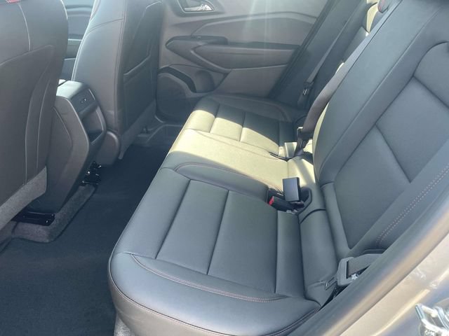 New 2026 Chevrolet Trax RS w/ Sunroof Package FWD image 10