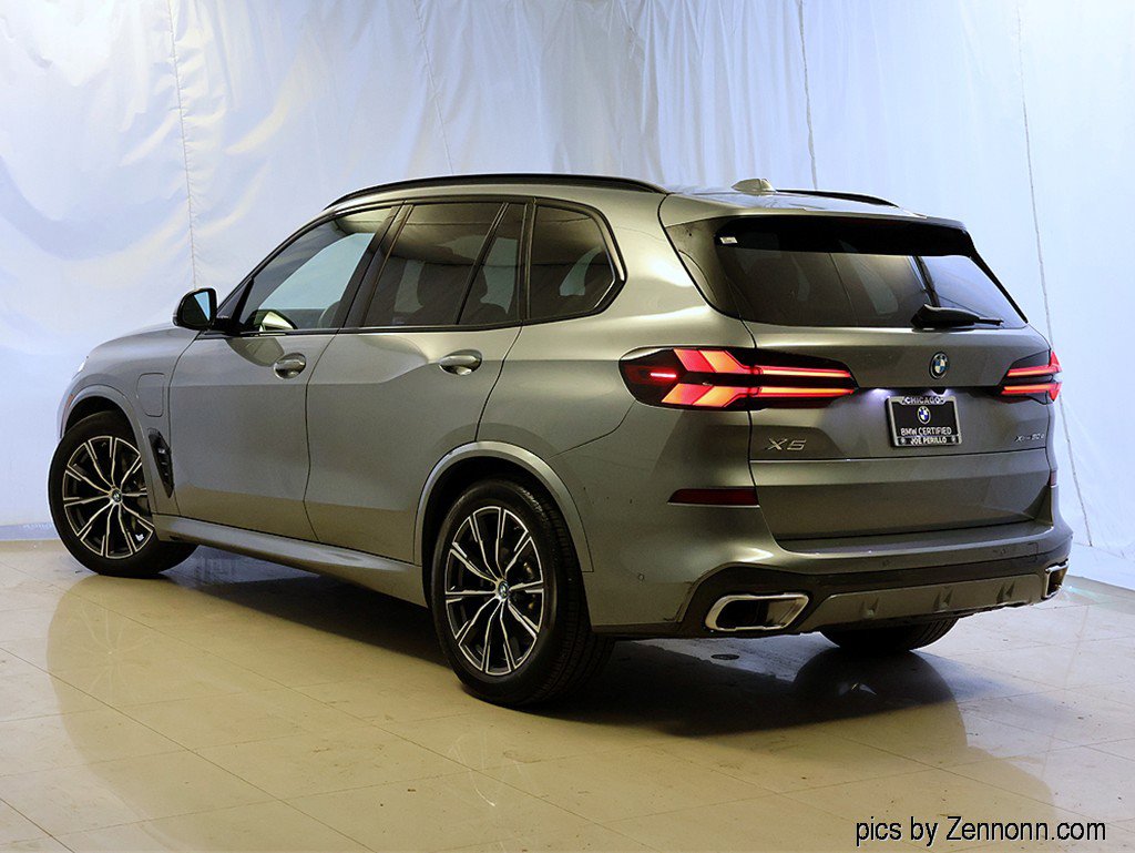 Certified 2024 BMW X5 xDrive50e w/ M Sport Package image 9