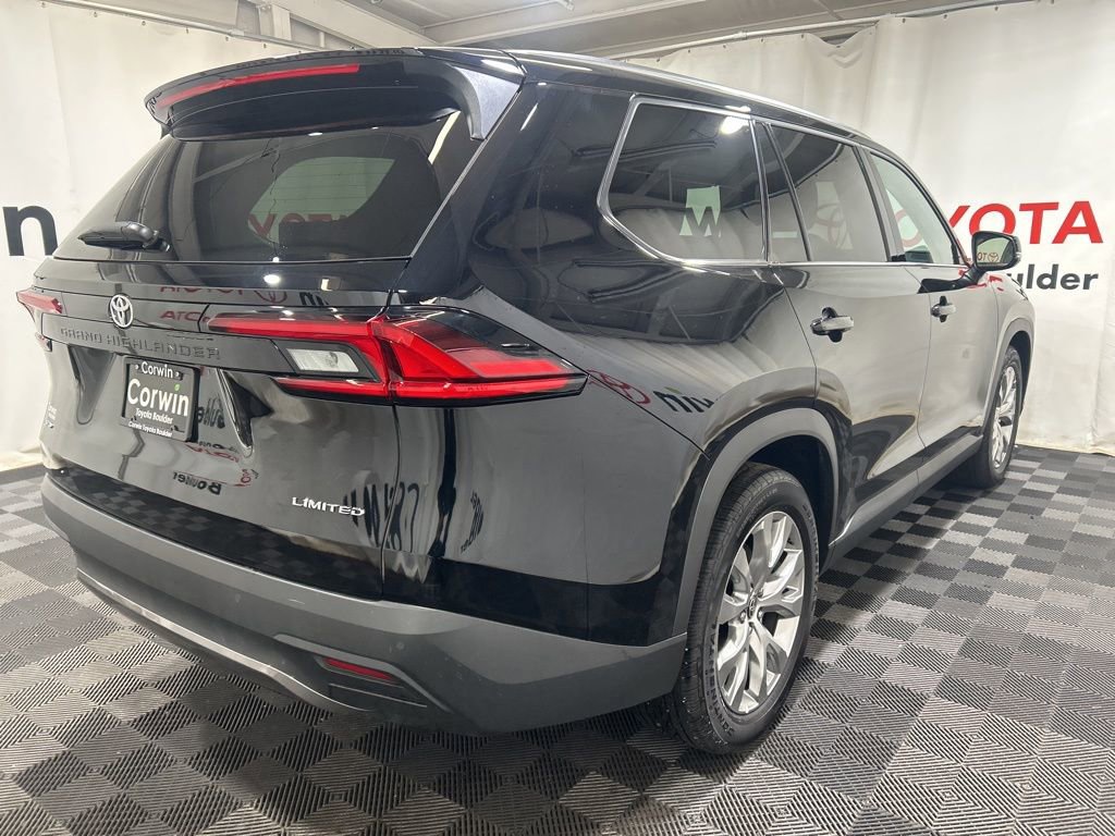 Used 2026 Toyota Grand Highlander Limited image 8