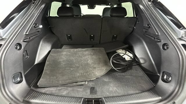 Used 2024 Chevrolet Equinox EV LT FWD image 29
