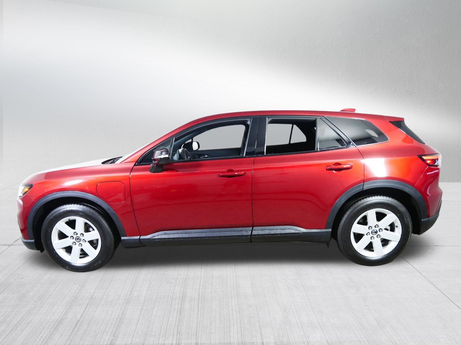 Used 2024 Honda Prologue EX image 4
