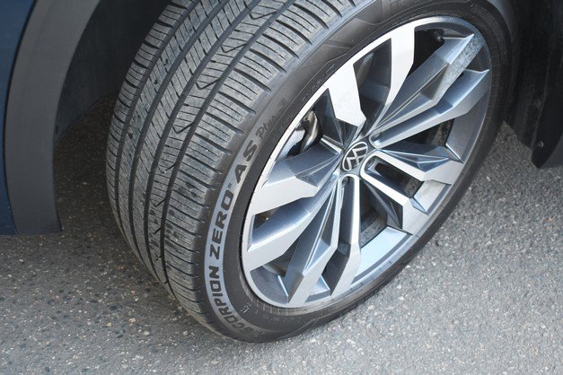 Used 2023 Volkswagen Atlas Cross Sport SEL Premium R-Line image 11