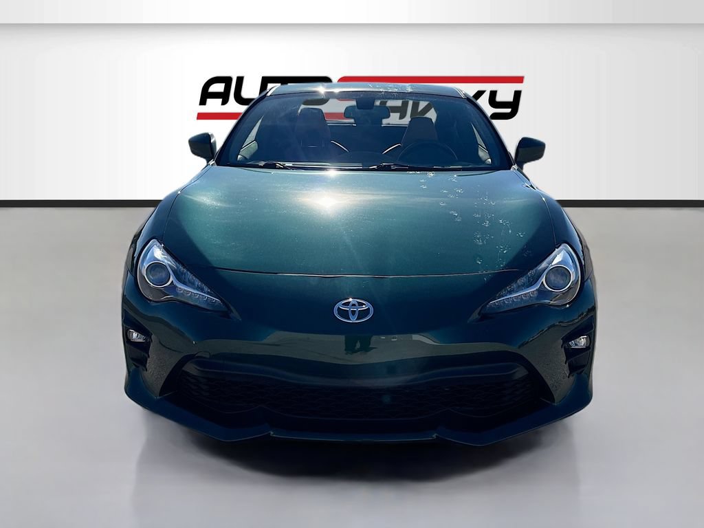 Used 2020 Toyota 86 RWD image 2