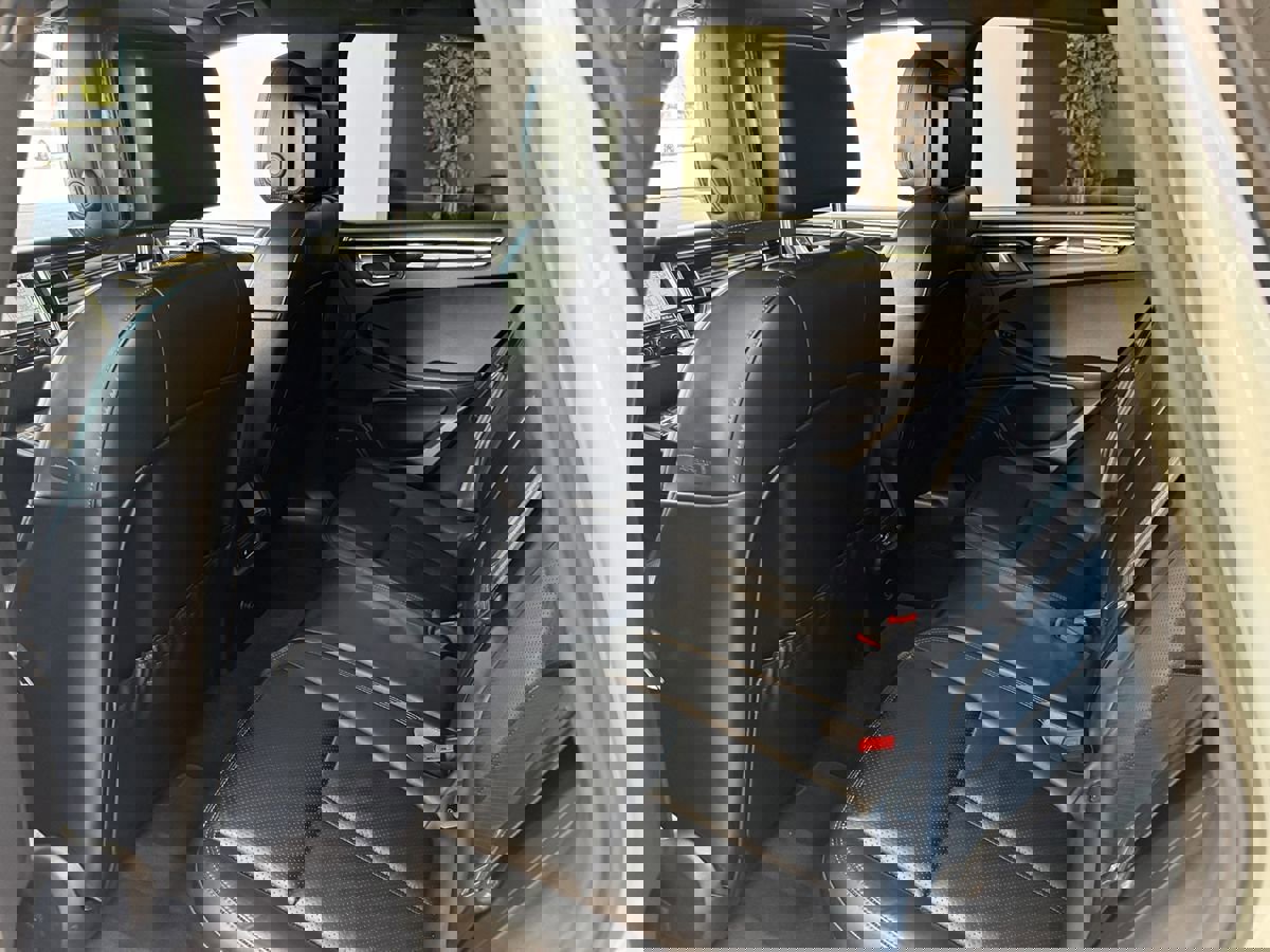 Used 2015 Porsche Macan S image 40