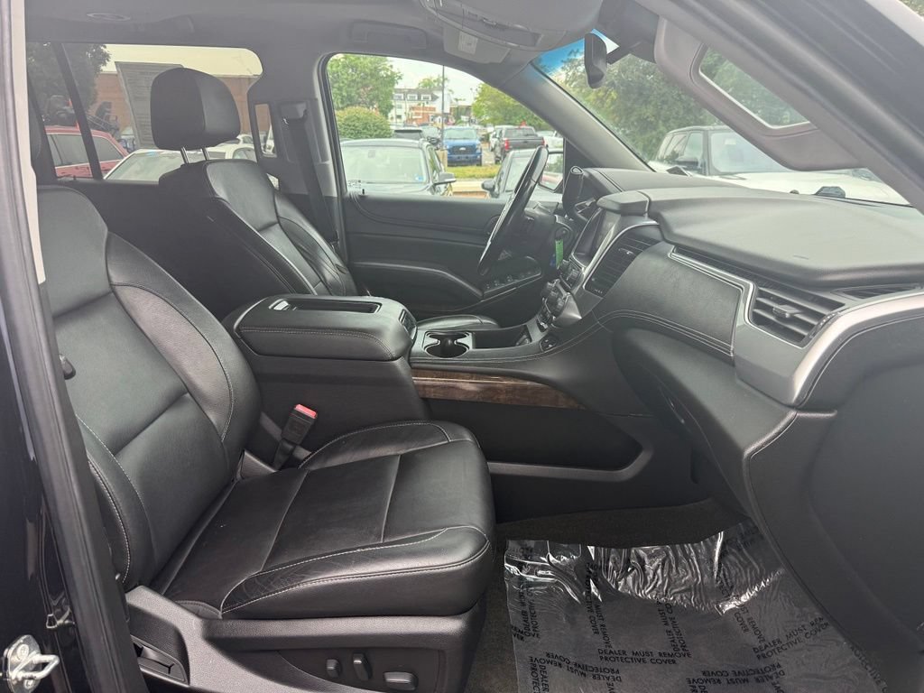 Used 2018 Chevrolet Suburban LT AWD/4WD image 13