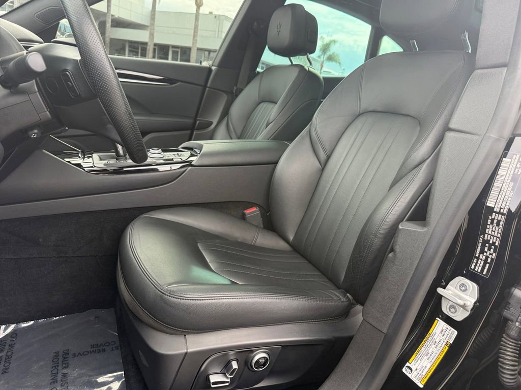 Used 2021 Maserati Levante image 12