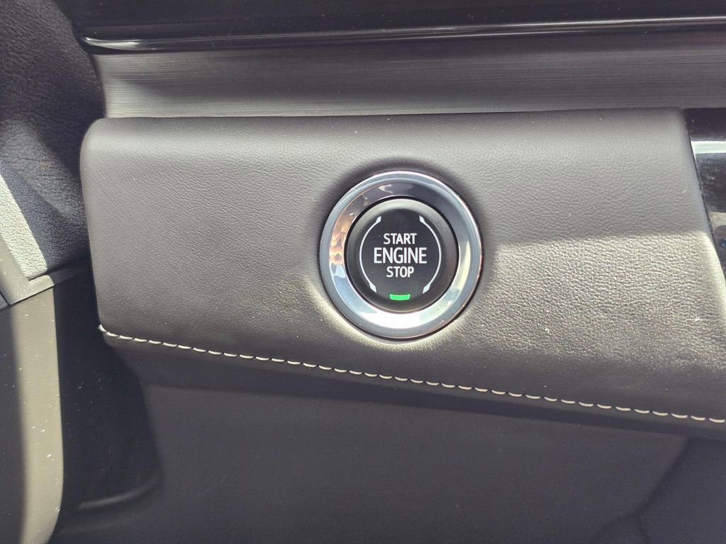 Certified 2023 Cadillac Escalade Sport Platinum w/ Heavy-Duty Trailer Package image 41