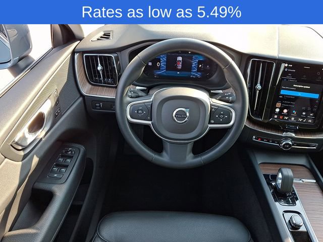 Certified 2022 Volvo XC60 B5 Momentum w/ Climate Package image 14