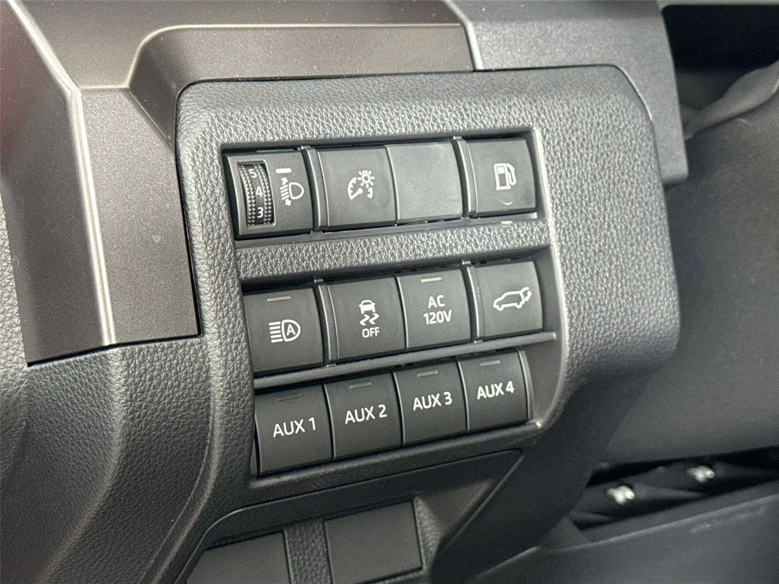 Certified 2025 Toyota 4Runner TRD Off-Road Premium image 16