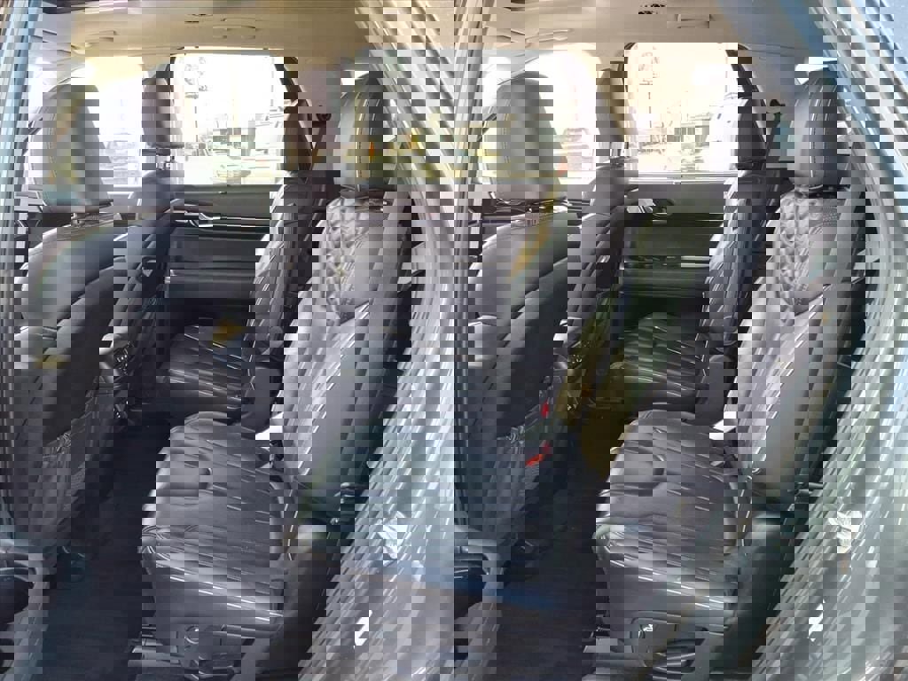 Used 2022 Hyundai Palisade Limited image 5