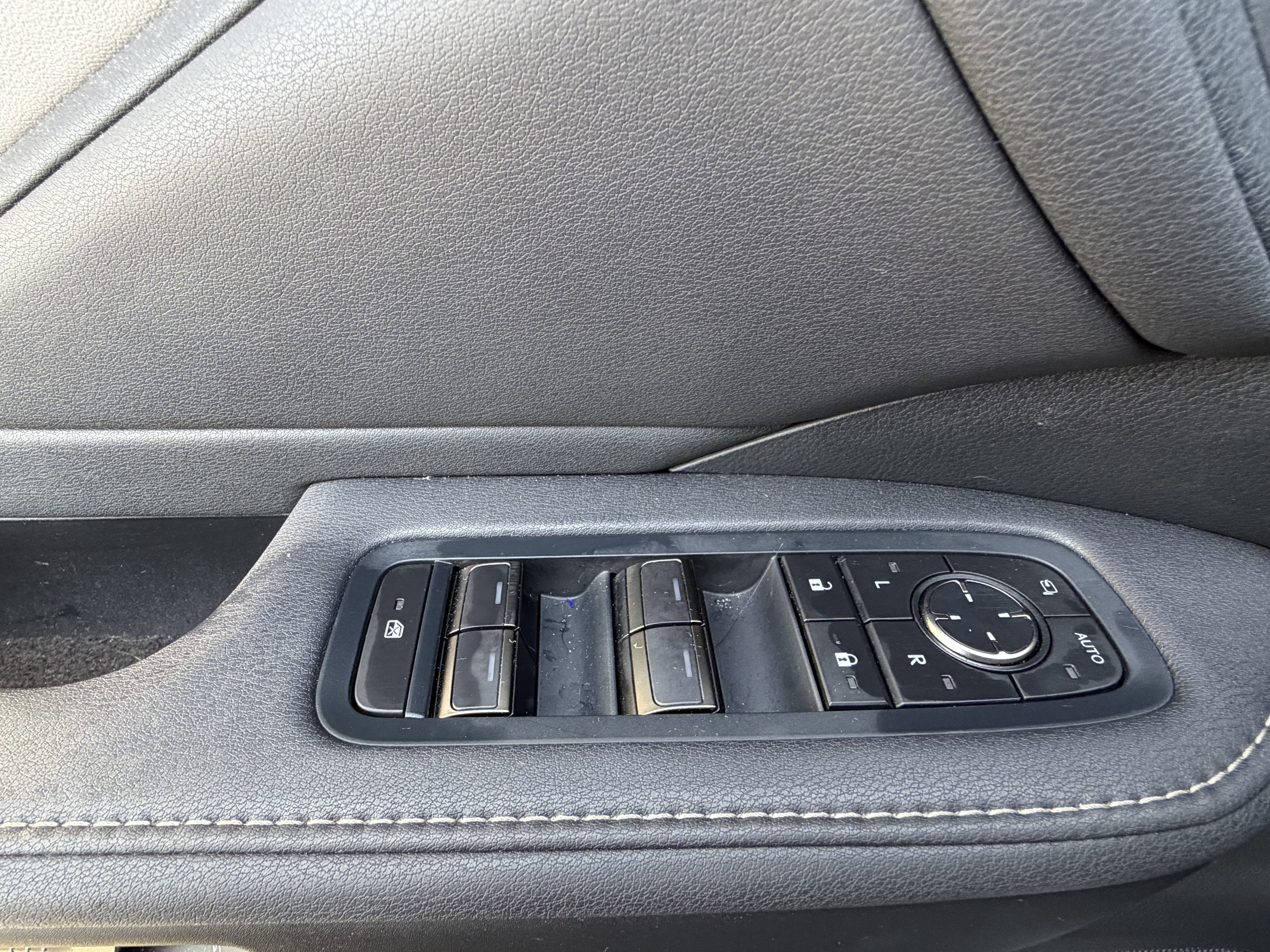 Certified 2025 Lexus TX 350 FWD w/ Technology Package image 10
