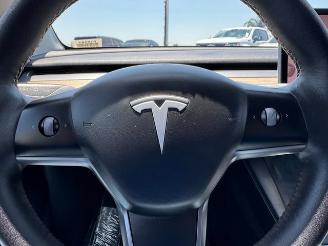 Used 2022 Tesla Model Y Performance AWD/4WD image 22