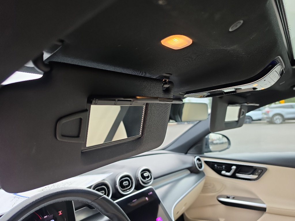 Used 2025 Mercedes-Benz C 300 Sedan image 14