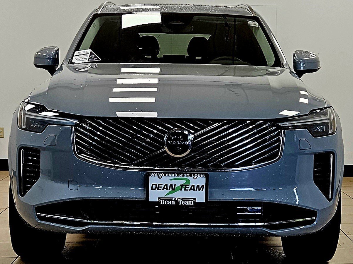 New 2026 Volvo XC90 B6 Plus w/ Protection Package Premier AWD/4WD image 7