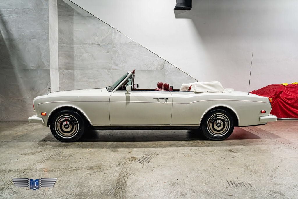 Used 1988 Rolls-Royce Corniche II RWD image 9