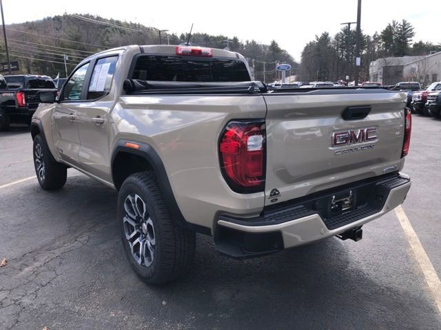 Used 2023 GMC Canyon AT4 w/ AT4 Premium Package AWD/4WD image 4