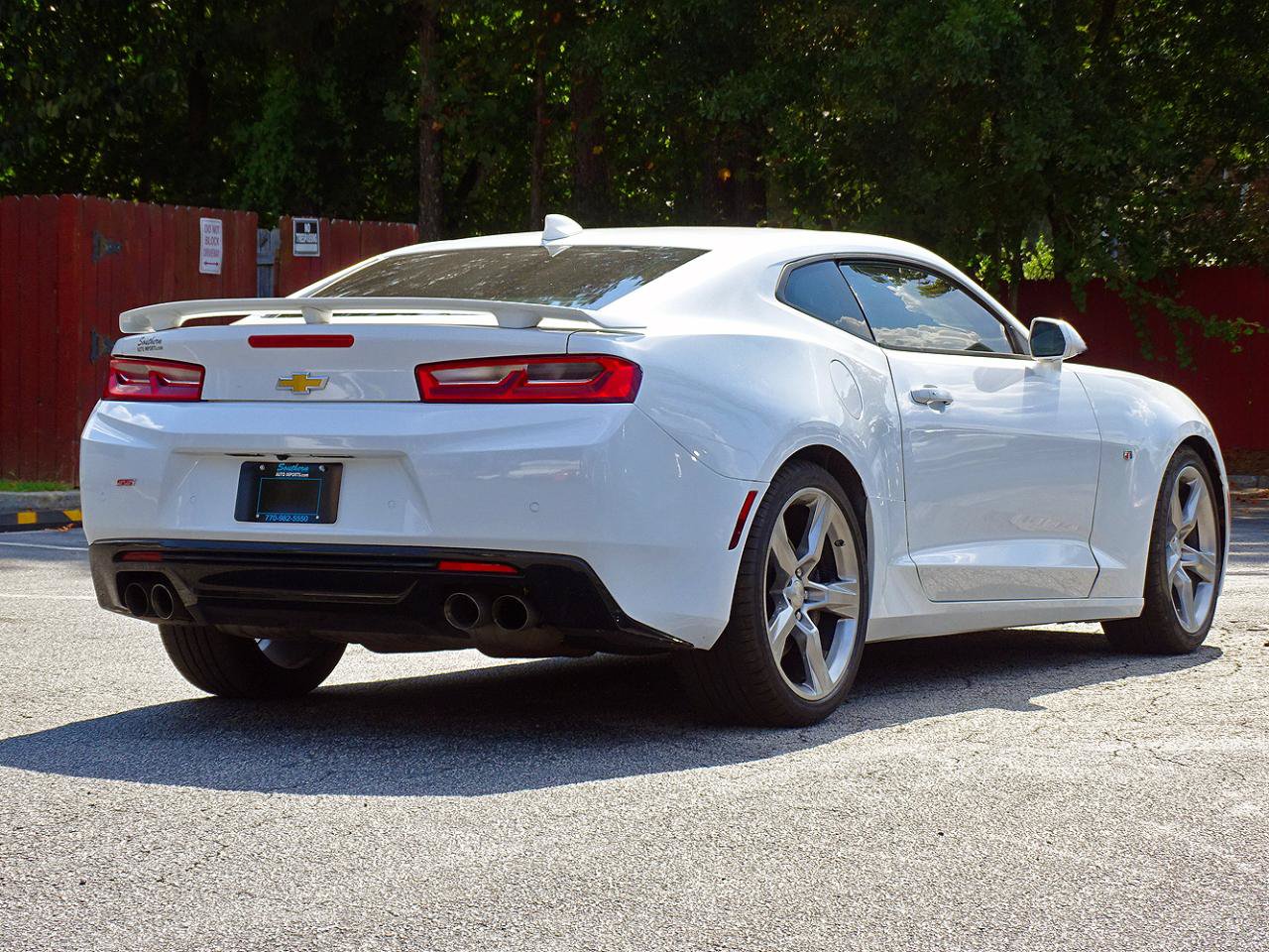 Used 2017 Chevrolet Camaro SS RWD image 10