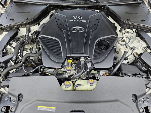 Used 2022 INFINITI Q60 Red Sport 400 w/ Carbon Fiber Package RWD image 22