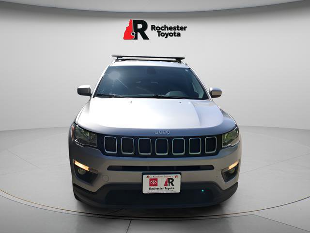 Used 2018 Jeep Compass Latitude w/ Popular Equipment Group AWD/4WD image 2