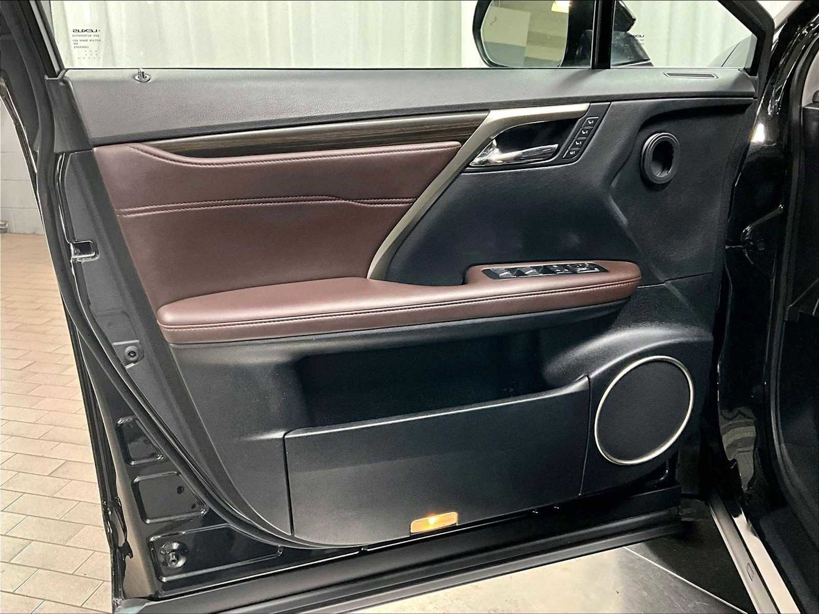 Used 2017 Lexus RX 350 AWD image 25