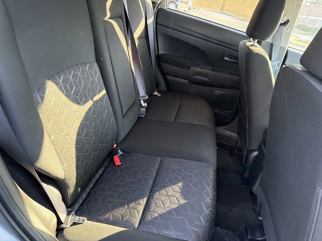 Used 2025 Mitsubishi Outlander Sport ES image 16