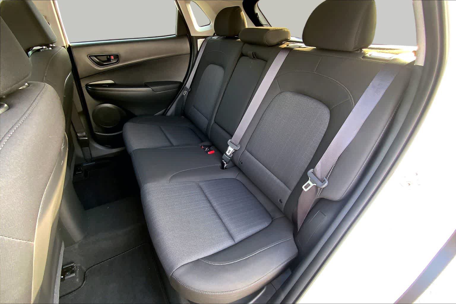 Used 2022 Hyundai Kona SEL FWD image 21