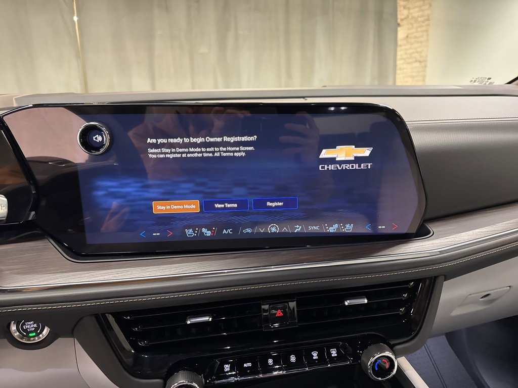 New 2026 Chevrolet Suburban Premier image 27