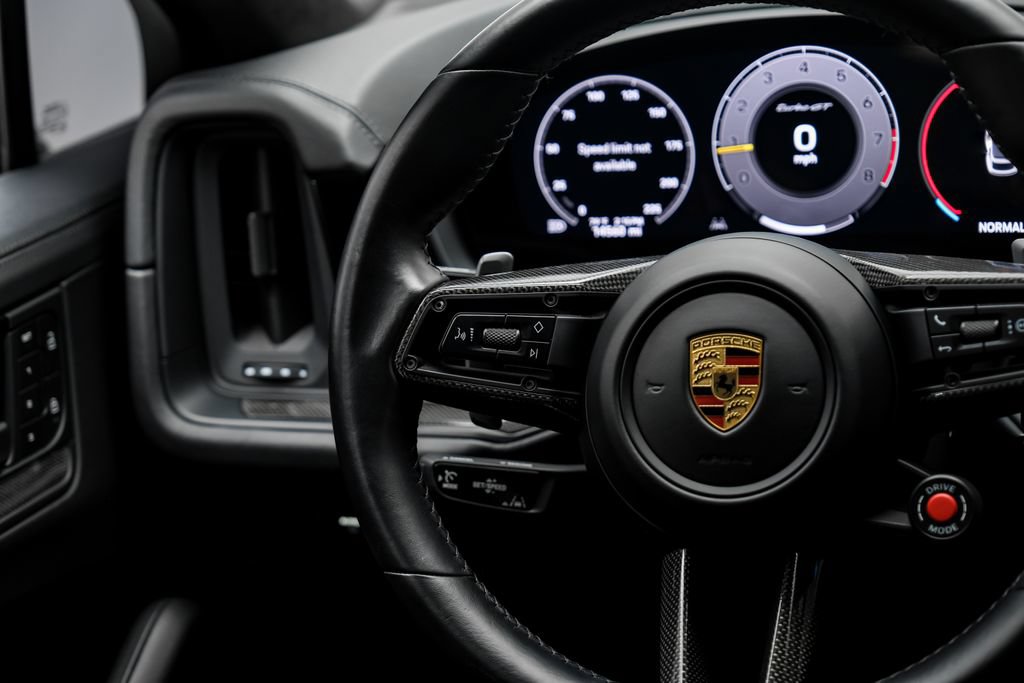 Used 2024 Porsche Cayenne Turbo GT AWD/4WD image 23