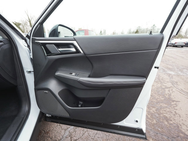 New 2026 Mitsubishi Outlander Trail Edition image 12