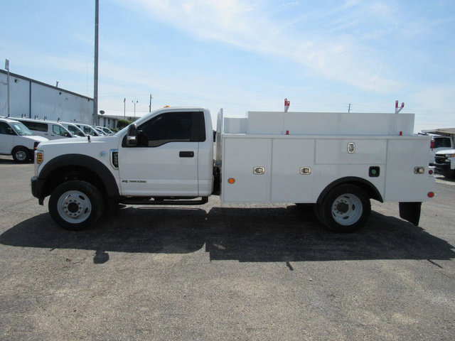 Used 2019 Ford F550 2WD Regular Cab Super Duty image 6